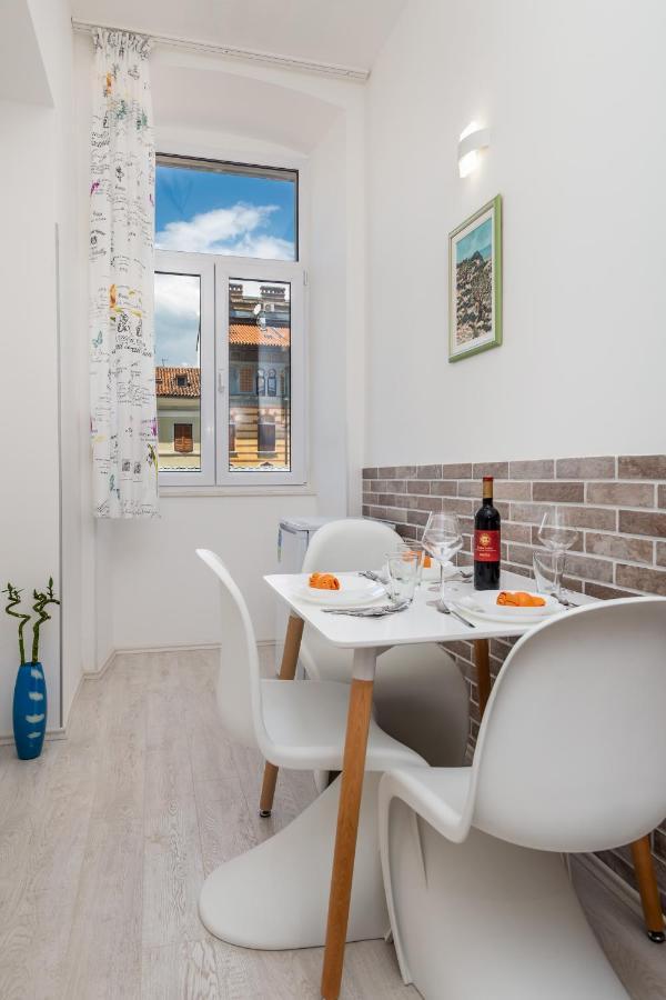 Rijeka With Love Center المظهر الخارجي الصورة