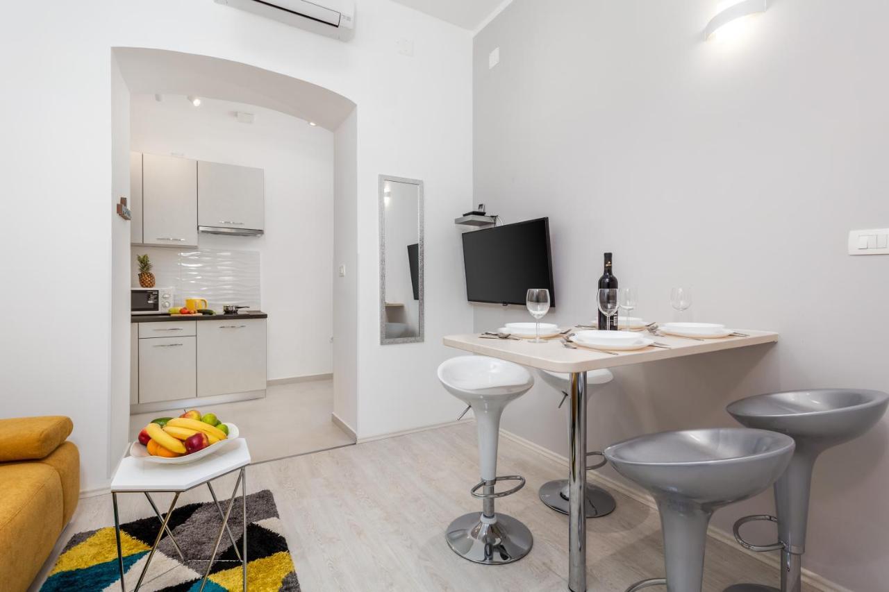 Rijeka With Love Center المظهر الخارجي الصورة